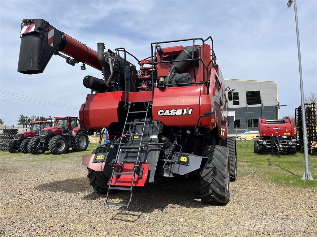 Case IH AF 7240 حصادات