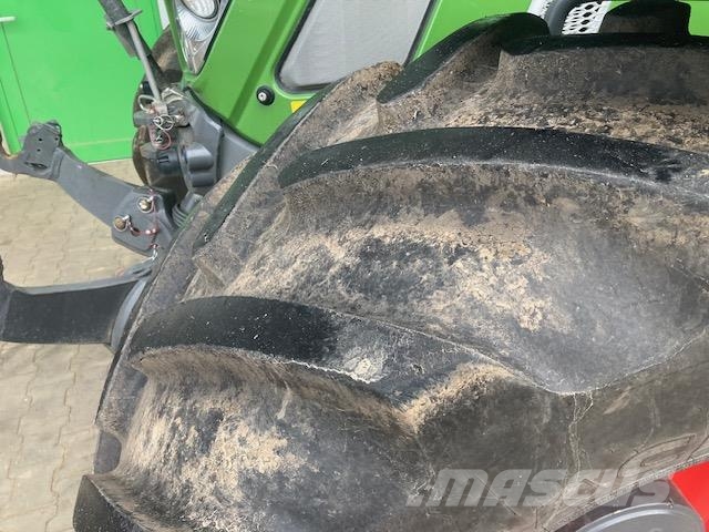 Fendt 724 Vario S4 Profi+ Tractoren