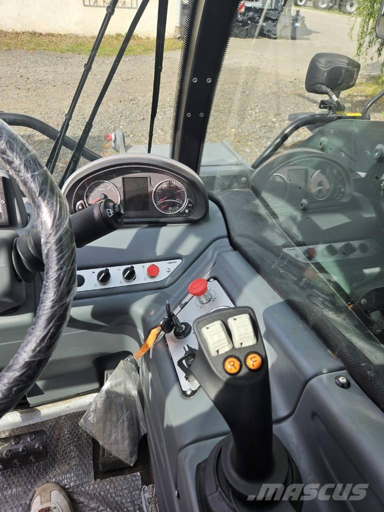 Snorkel SR626 Multi purpose loaders