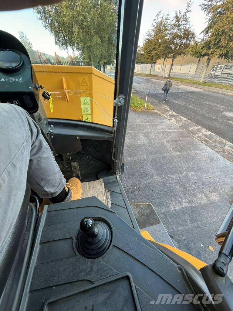 Mecalac 9 MDX Mezei dömperek