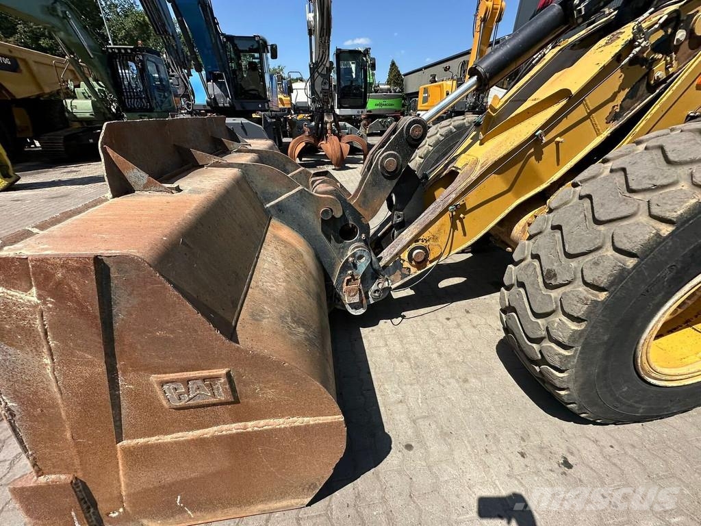CAT 924 H 輪胎式裝載機