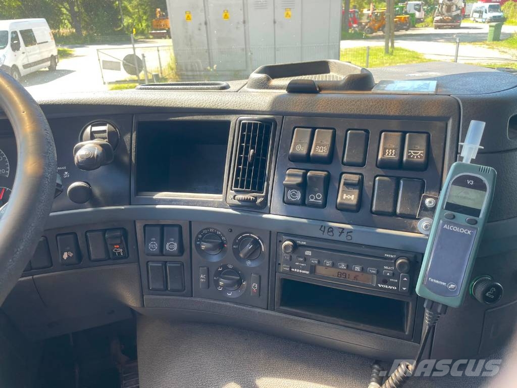 Volvo FM 9 340, 6x2, CRANE + SIDE PANELS + REMOTE Flatbed kamyonlar