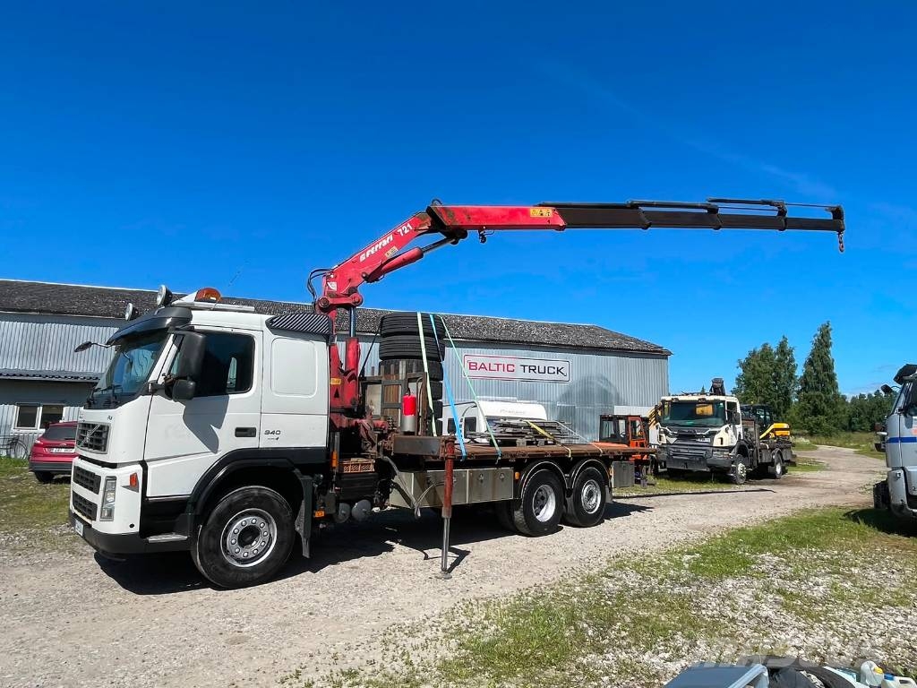 Volvo FM 9 340, 6x2, CRANE + SIDE PANELS + REMOTE Flatbed kamyonlar
