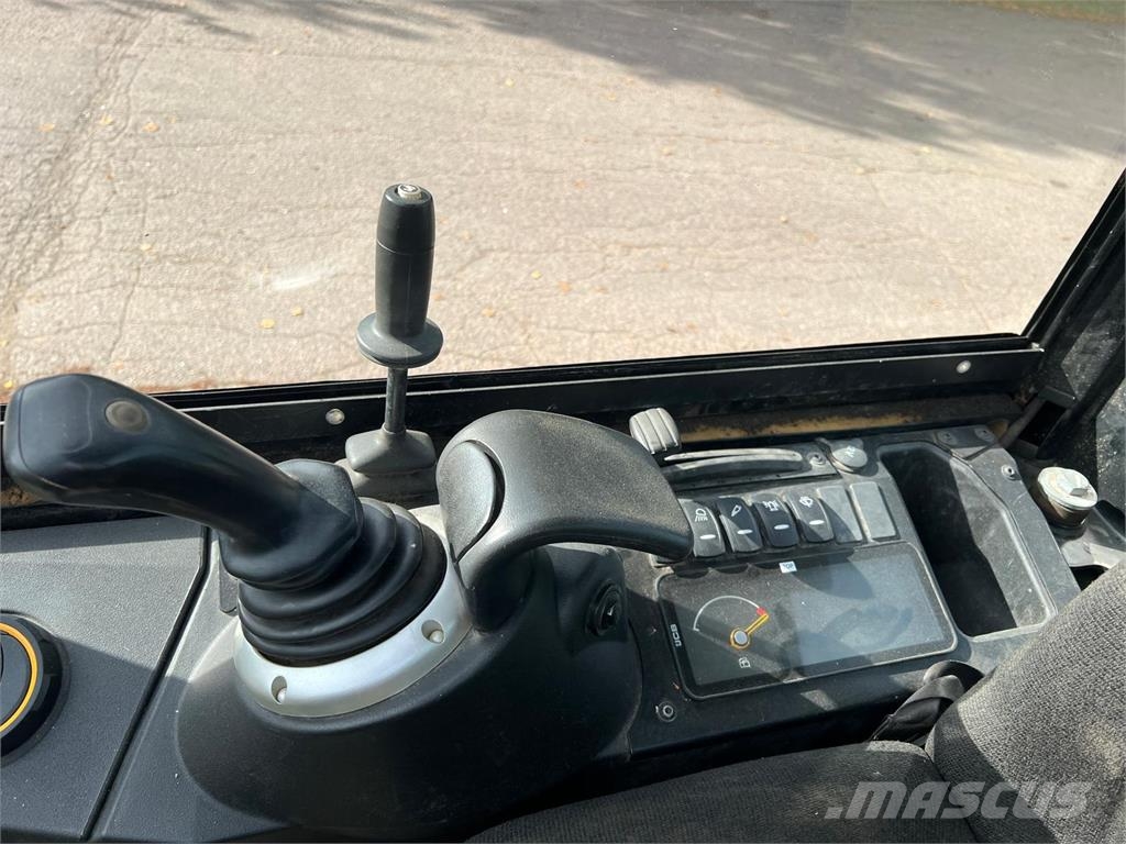 JCB 16C-1 Minigraafmachines < 7t