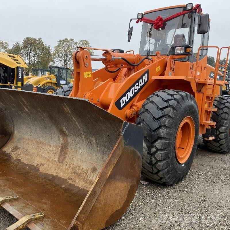 Doosan DL 505 ホイールローダー・タイヤショベル