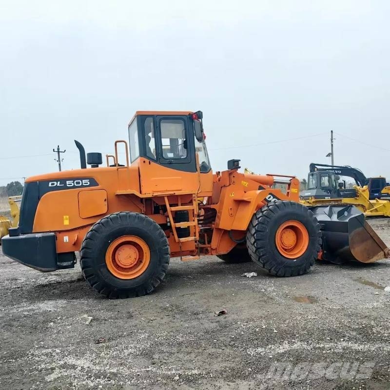 Doosan DL 505 ホイールローダー・タイヤショベル