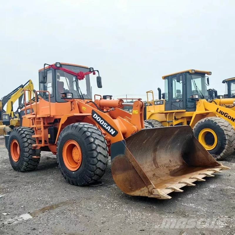 Doosan DL 505 ホイールローダー・タイヤショベル
