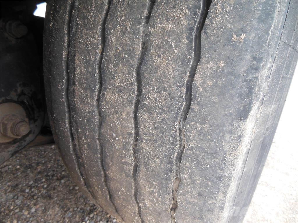 Krone SD,COIL LINER,MULDA 8580 mm, Zvedací náprava Elhúzható ponyvás félpótkocsik