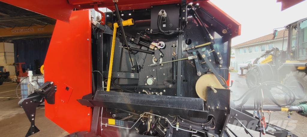Case IH RB 344 RC Rundballe-pressere