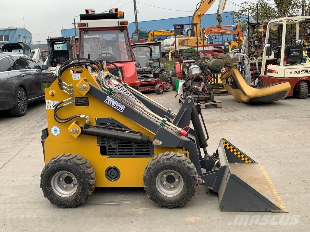 KingKong XG360 Skid steer loaders