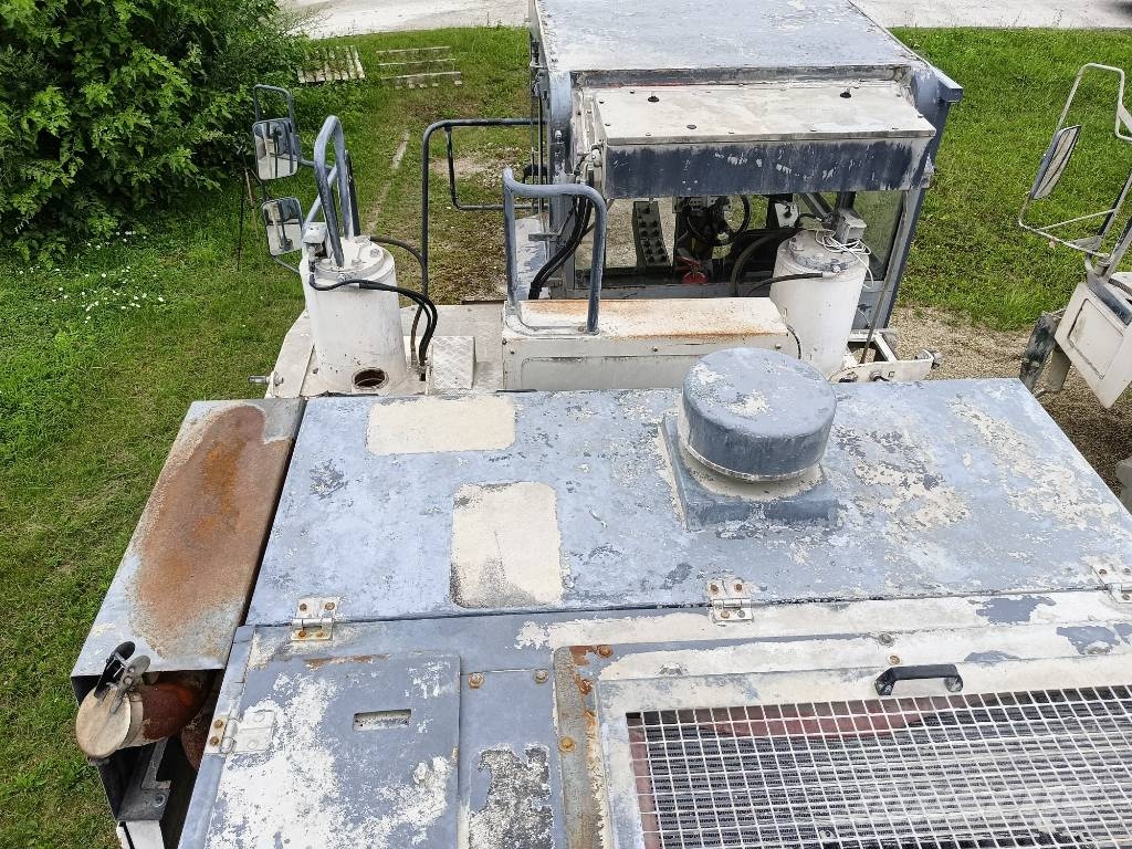 Wirtgen WR 2000 Asphalt recyclers