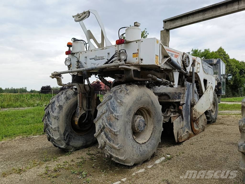 Wirtgen WR 2000 Asphalt recyclers