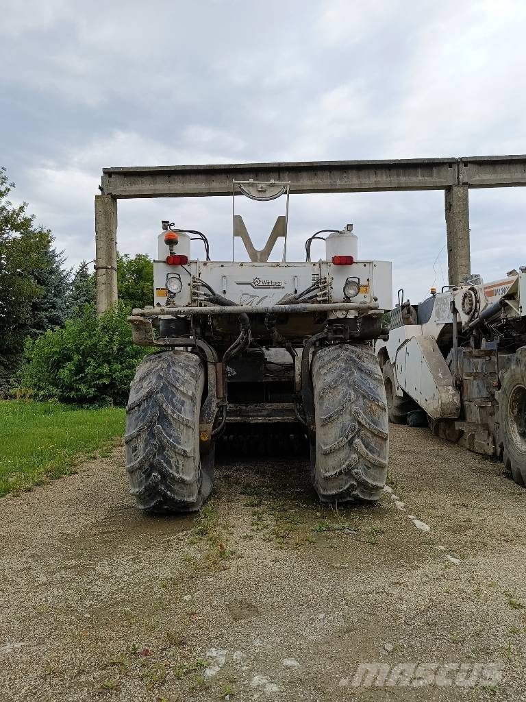 Wirtgen WR 2000 Asphalt recyclers