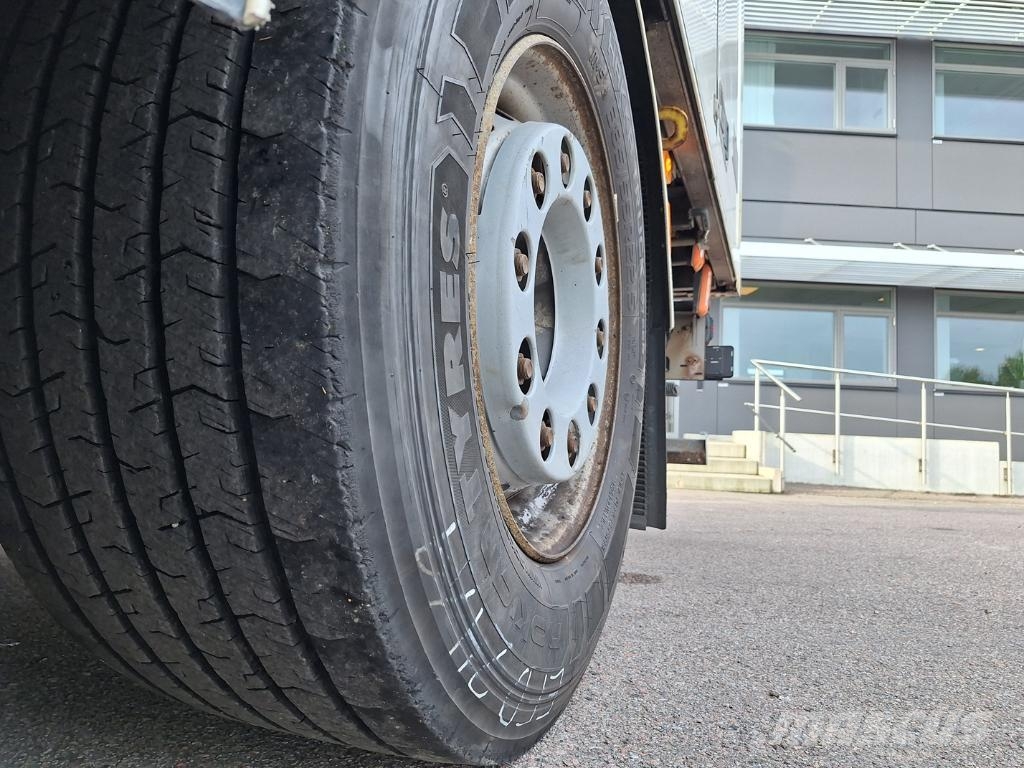 AB EKERI OY Vehicle Rigid 6x2-2 box full side opening ボックスボディー、ウイング、箱車