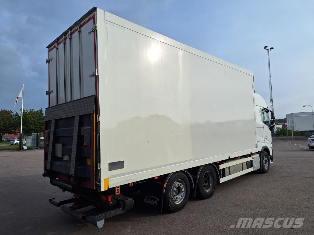 AB EKERI OY Vehicle Rigid 6x2-2 box full side opening ボックスボディー、ウイング、箱車
