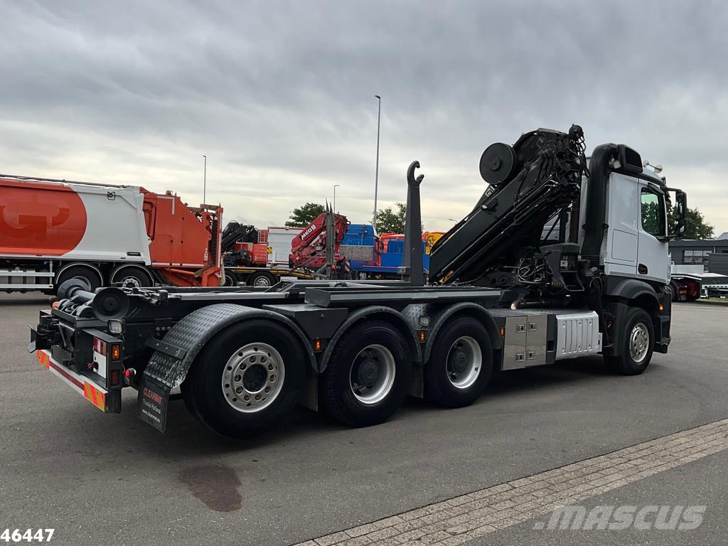 Mercedes-Benz Arocs 3251 8x4 Euro 6 Hiab 28 Tonmeter laadkraan شاحنات الرافعات الخطافية