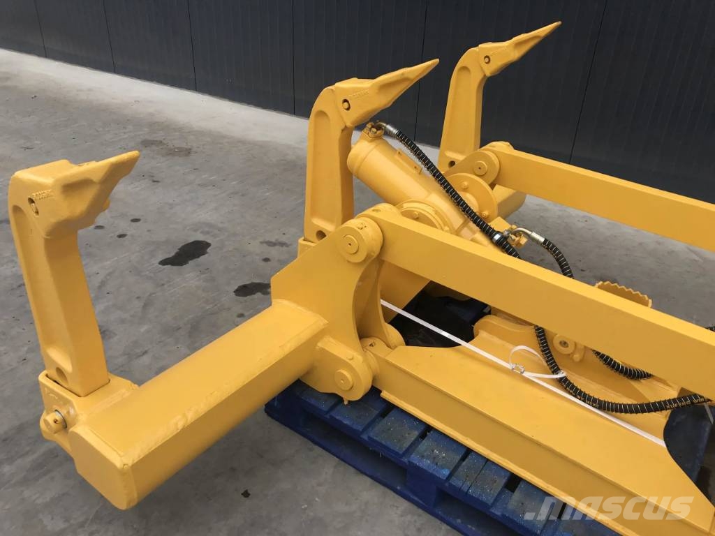 Komatsu D61 Aufreisser