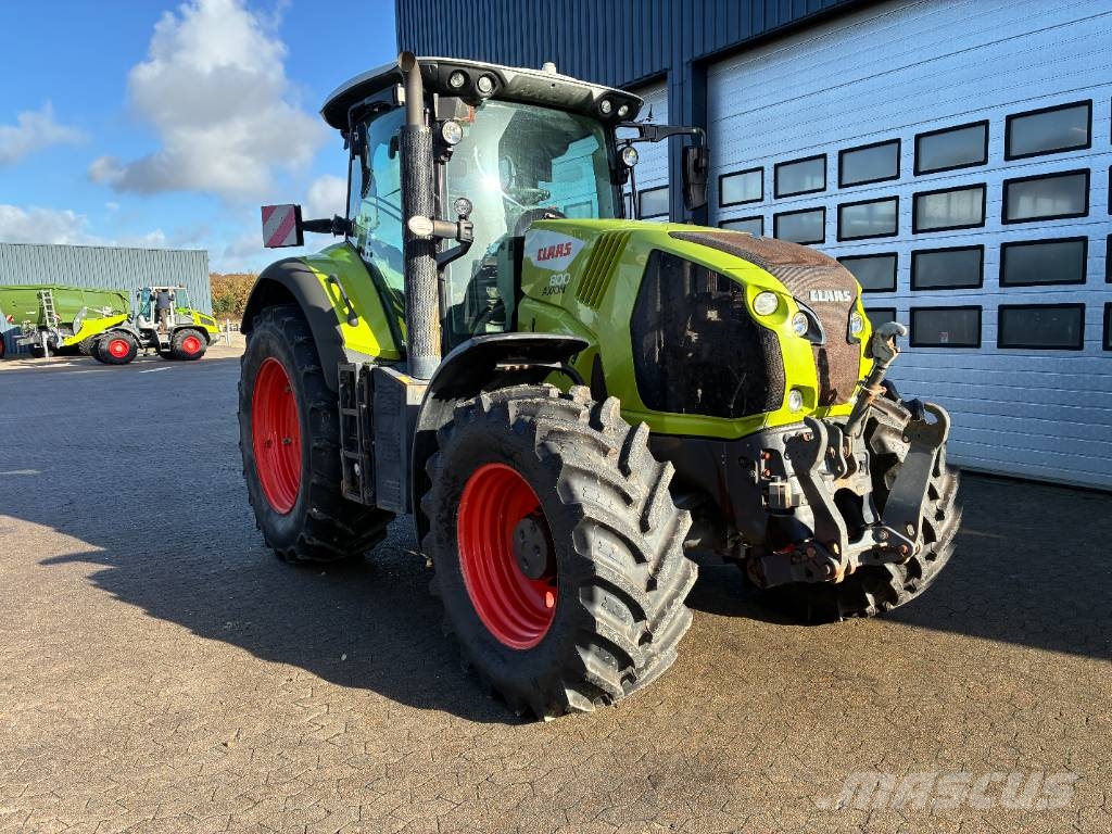 CLAAS Axion 800 Traktori