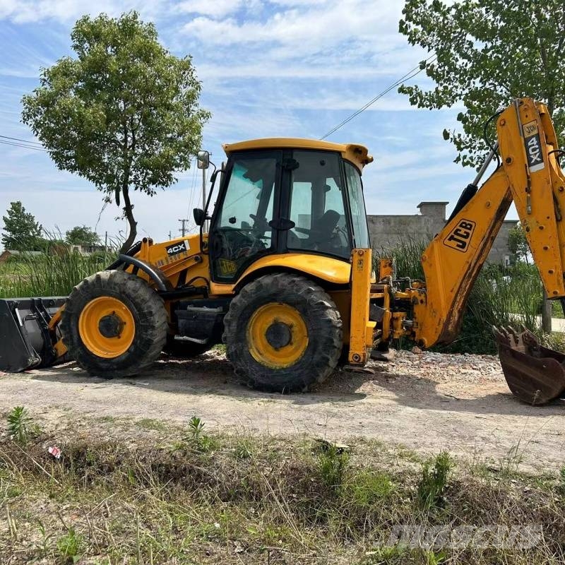 JCB 4CX Ekskavaatorlaadurid