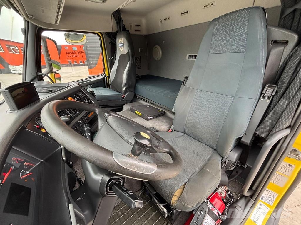 Volvo FM 420 6x2*4 Palfinger PK 18002 crane Smagās mašīnas ar celtni