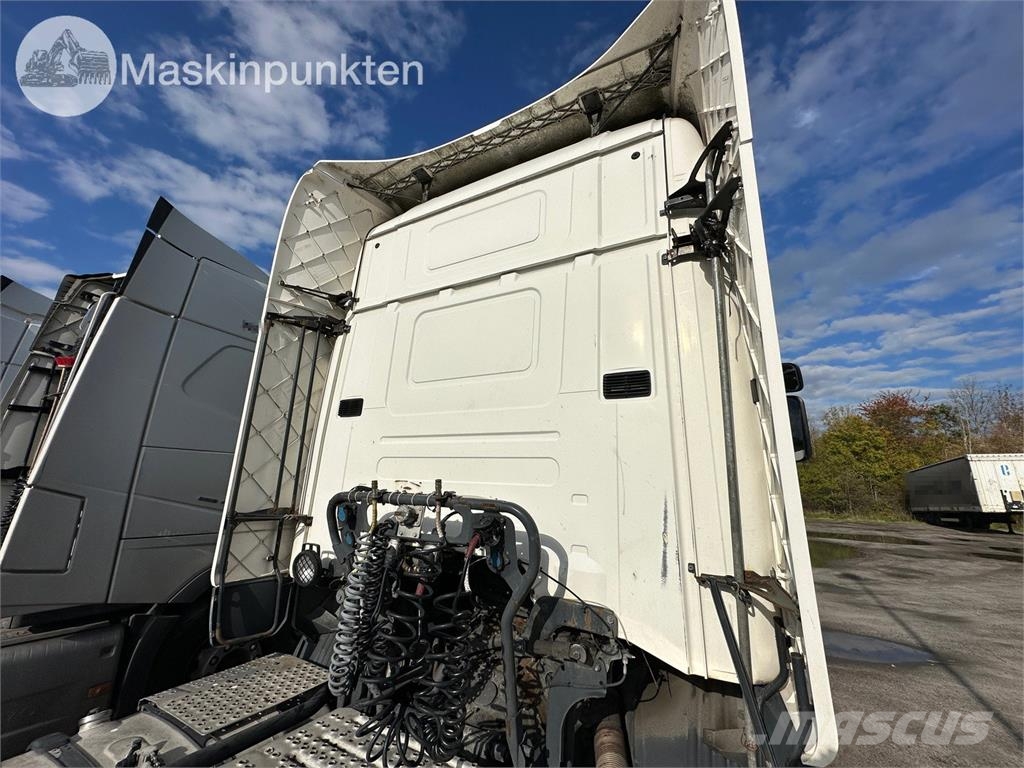Scania R440LA6X2/4MNA 牵引车