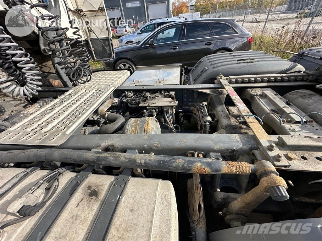 Scania R440LA6X2/4MNA 牵引车