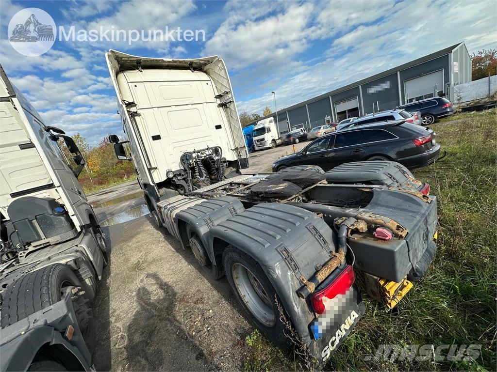 Scania R440LA6X2/4MNA 牵引车