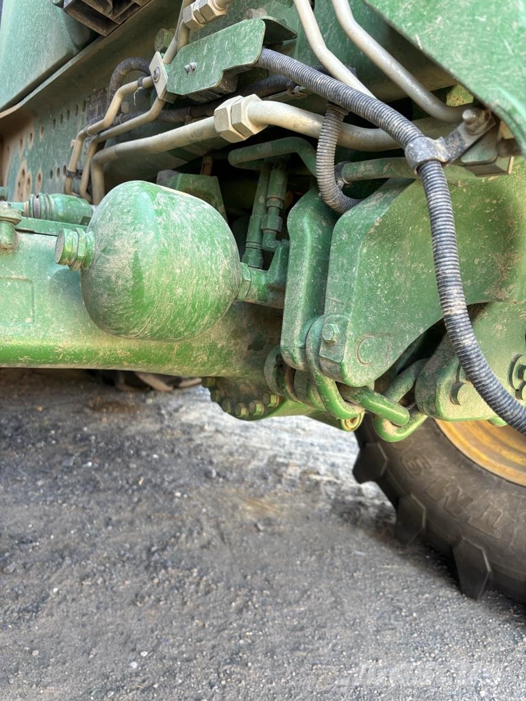 John Deere 6195R Tractoren