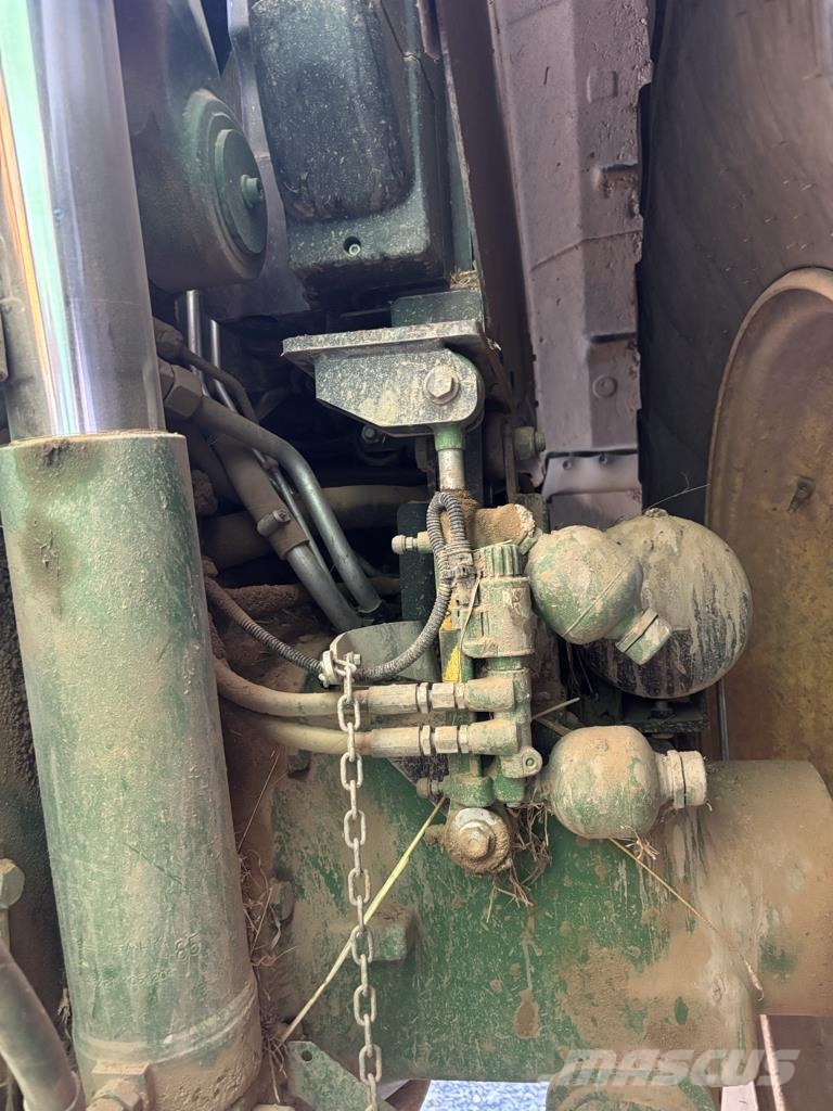 John Deere 6195R Tractoren