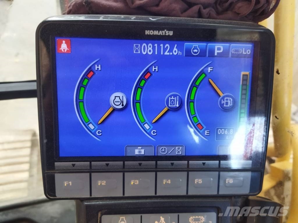 Komatsu PC240NLC-10 Верижен екскаватор
