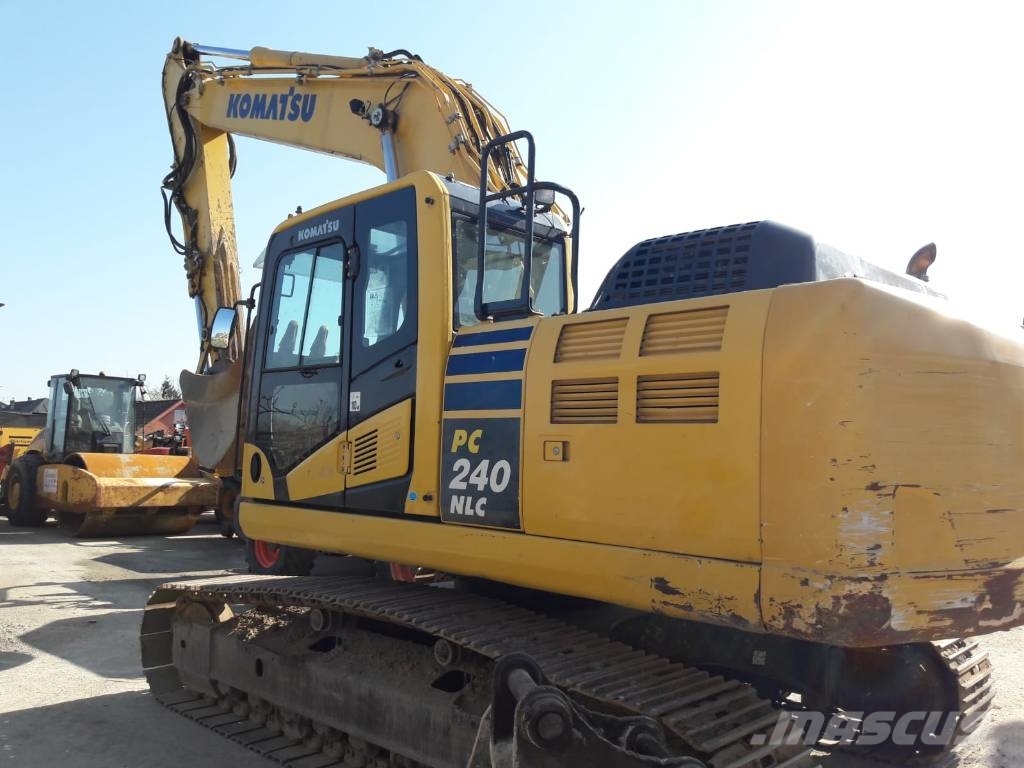 Komatsu PC240NLC-10 Верижен екскаватор