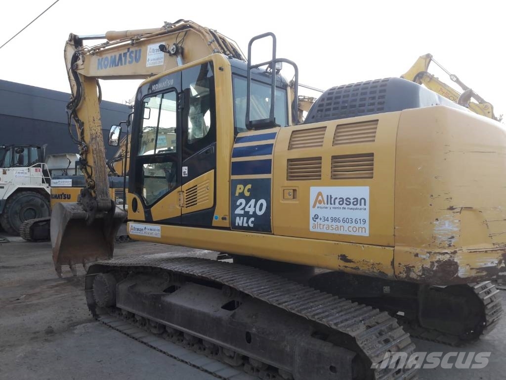 Komatsu PC240NLC-10 Верижен екскаватор