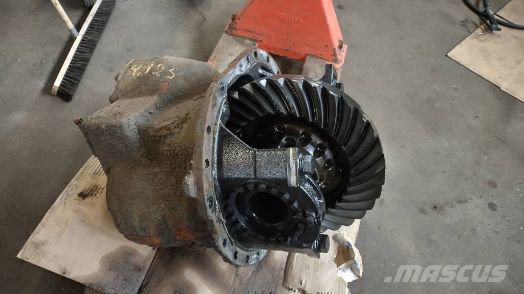 Volvo RTS2370A 4,13 차축