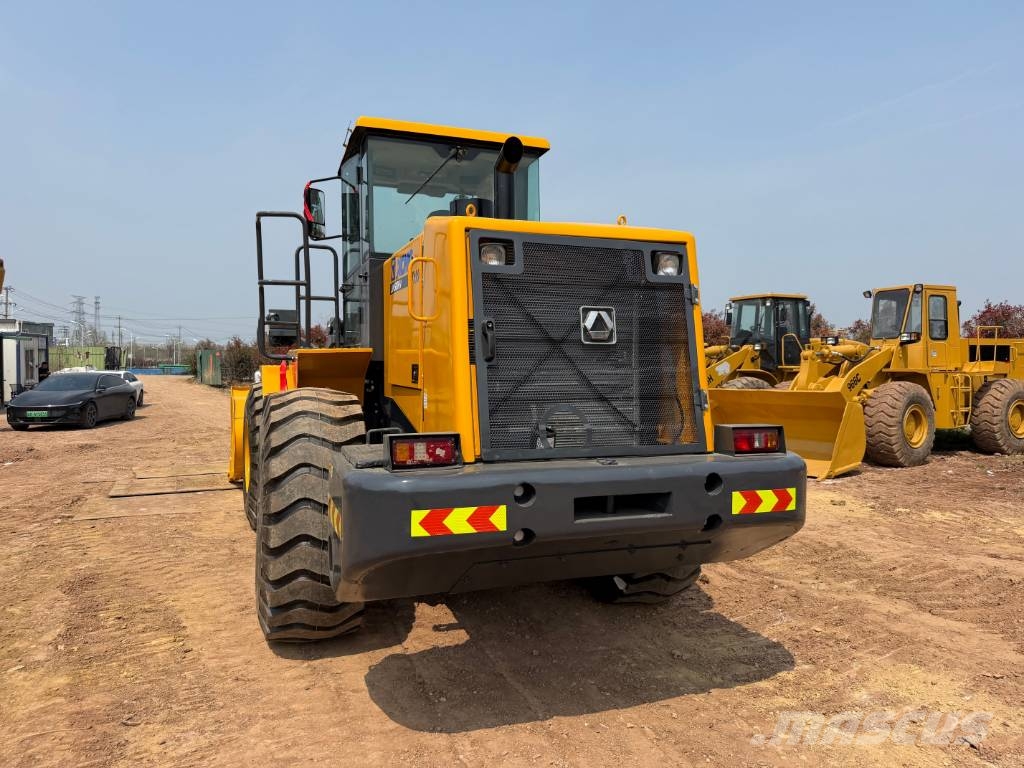 XCMG LW500H Gumikerekes homlokrakodók