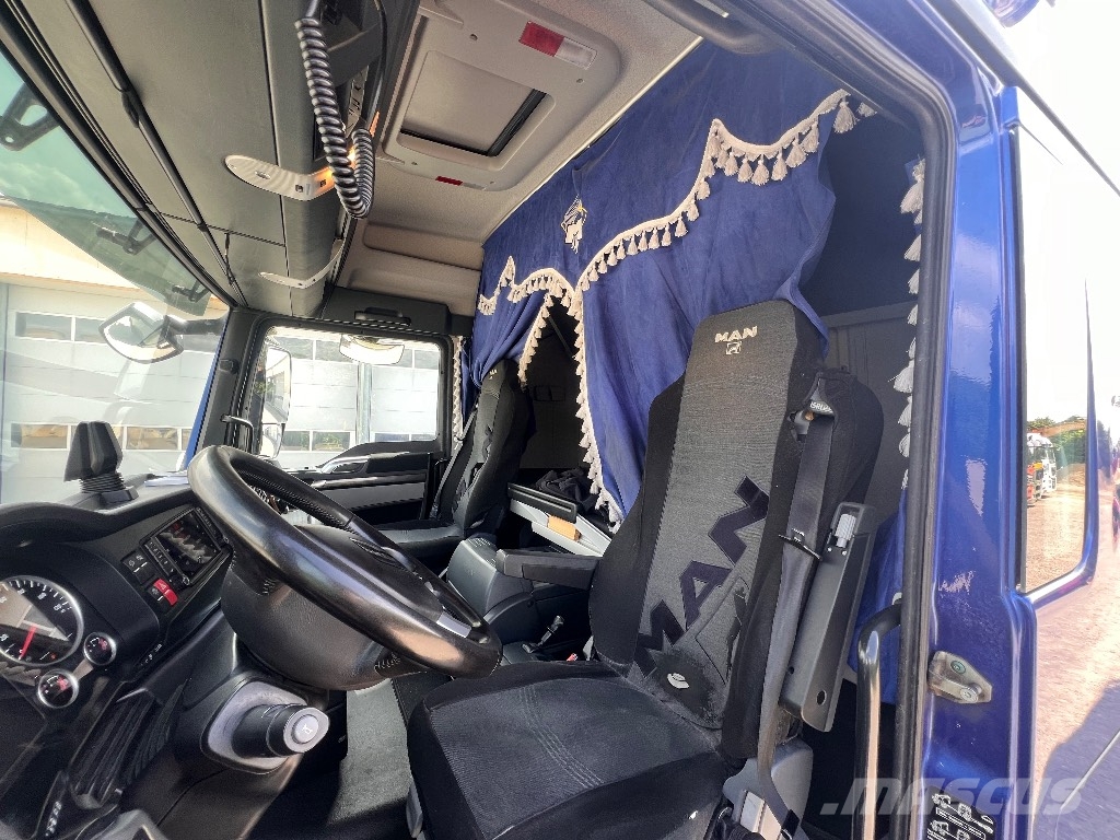MAN TGX 26.560 Camiones plataforma