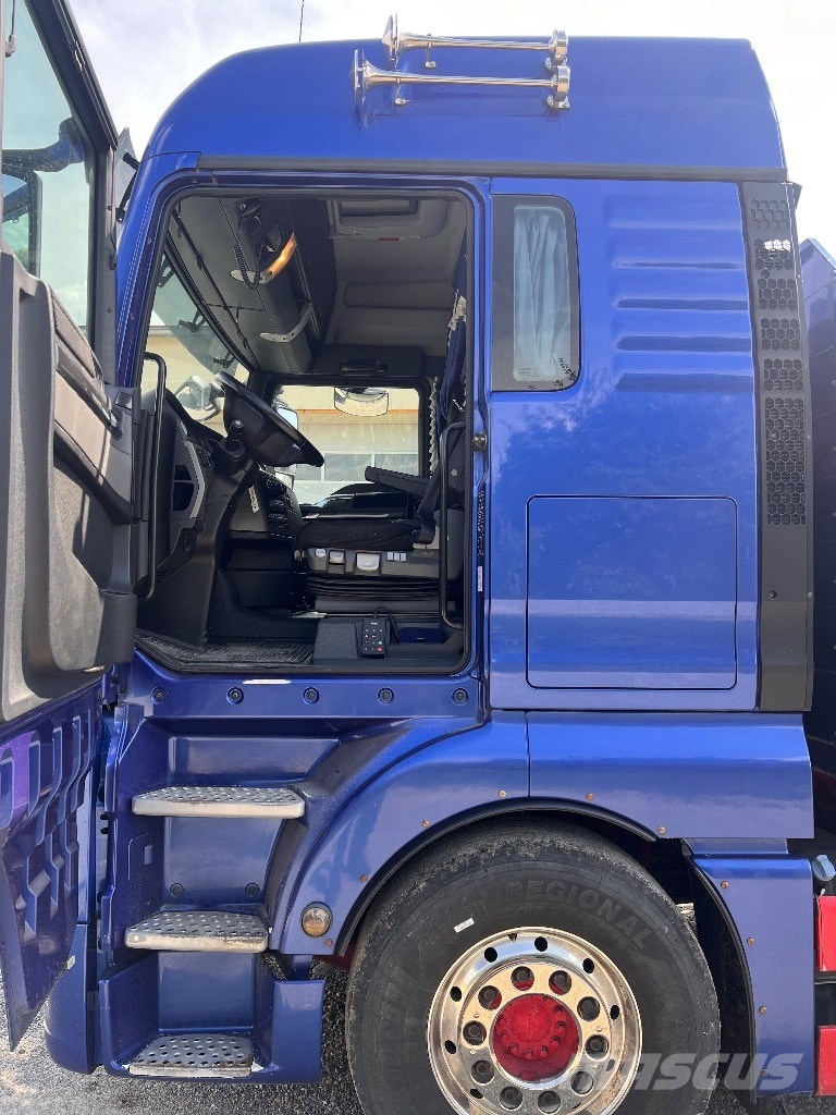 MAN TGX 26.560 Camiones plataforma