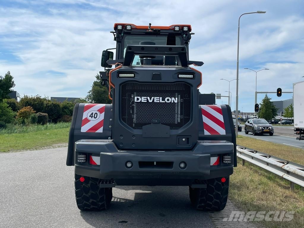 Develon DL280-7 لوادر بعجل