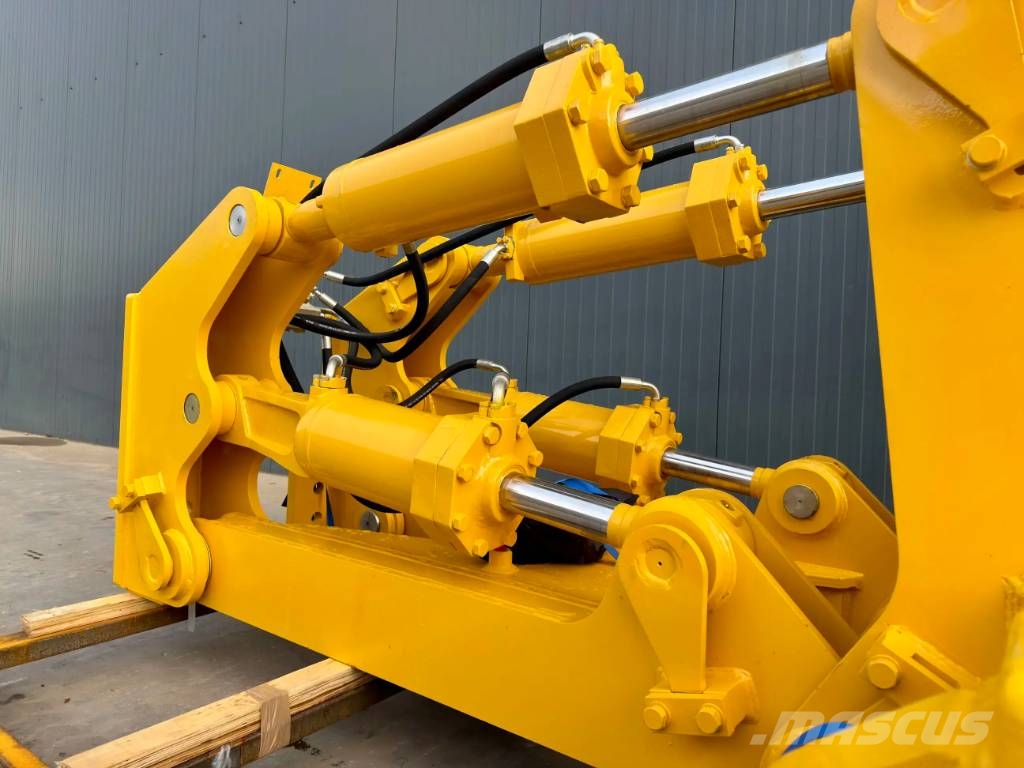 Komatsu D155 Aufreisser