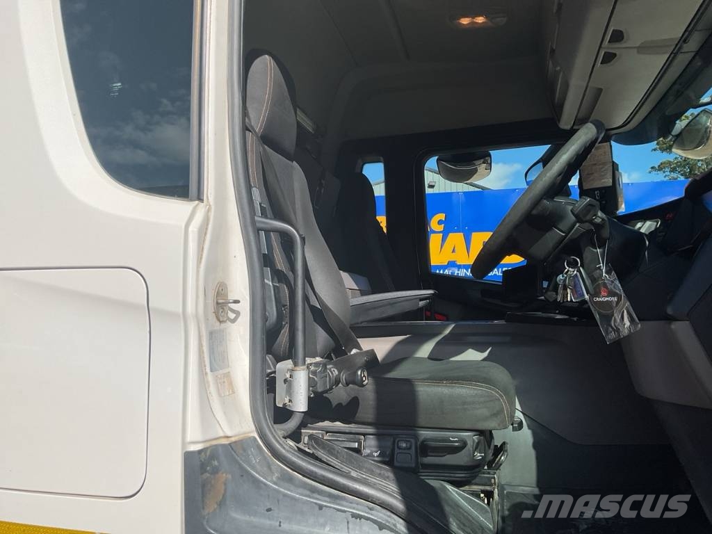 Scania P 410 XT Tipper trucks