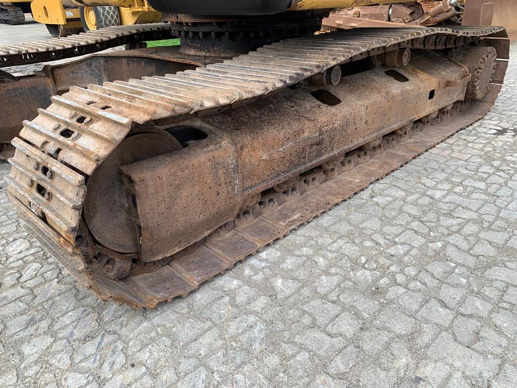 CAT 320 C . Bagri goseničarji