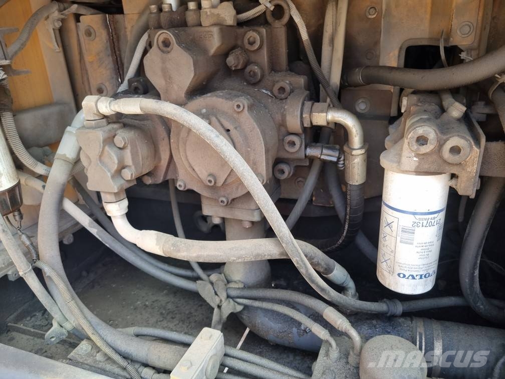 Volvo EC 480 E 대형 굴삭기 29톤 이상