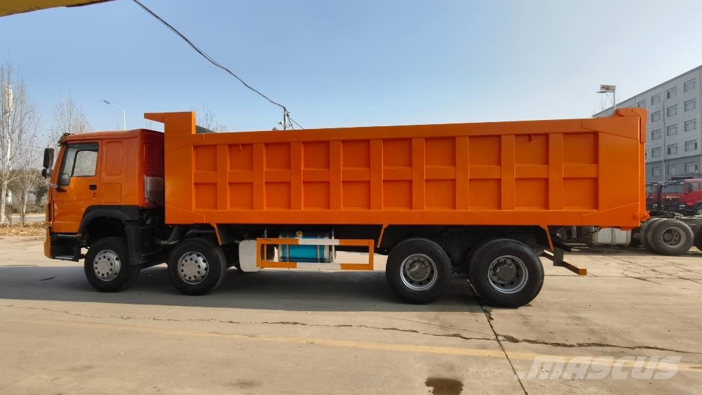Sinotruk HOWO 371 8*4 Bañeras basculantes usadas