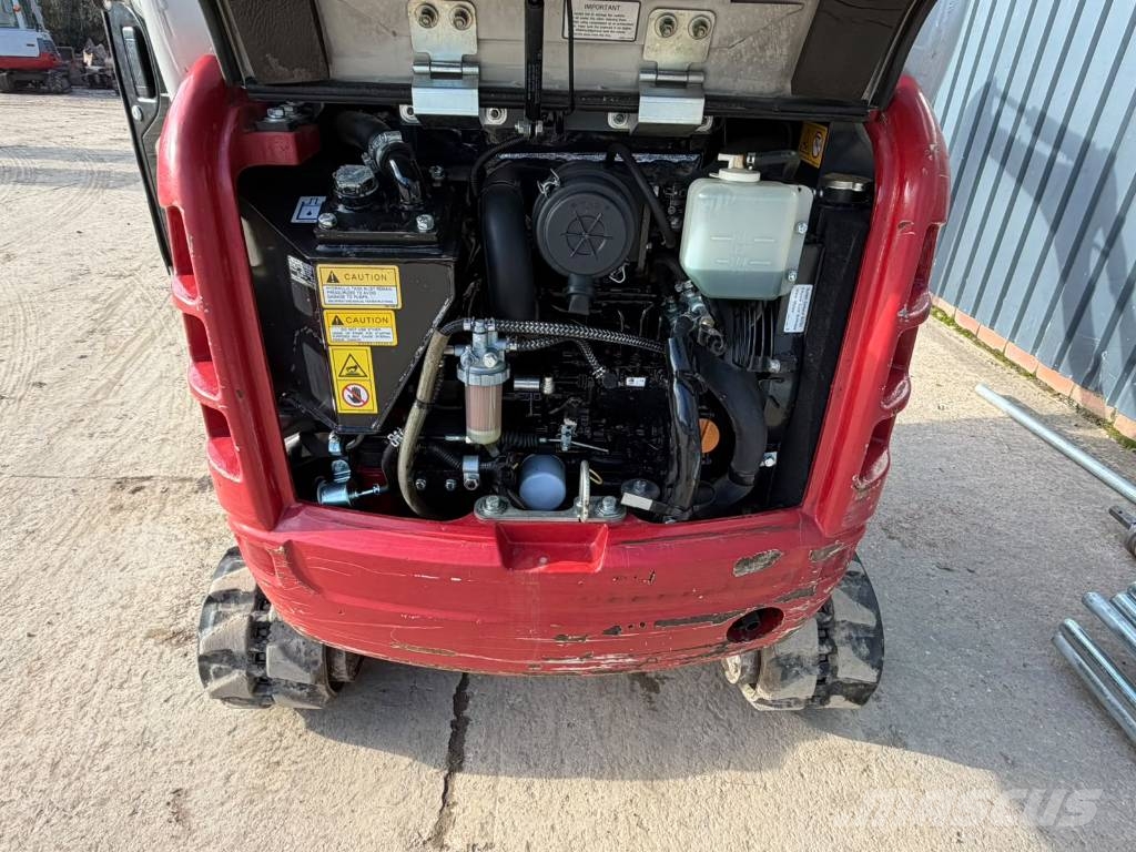 Takeuchi TB 216 Mini bagri <7t