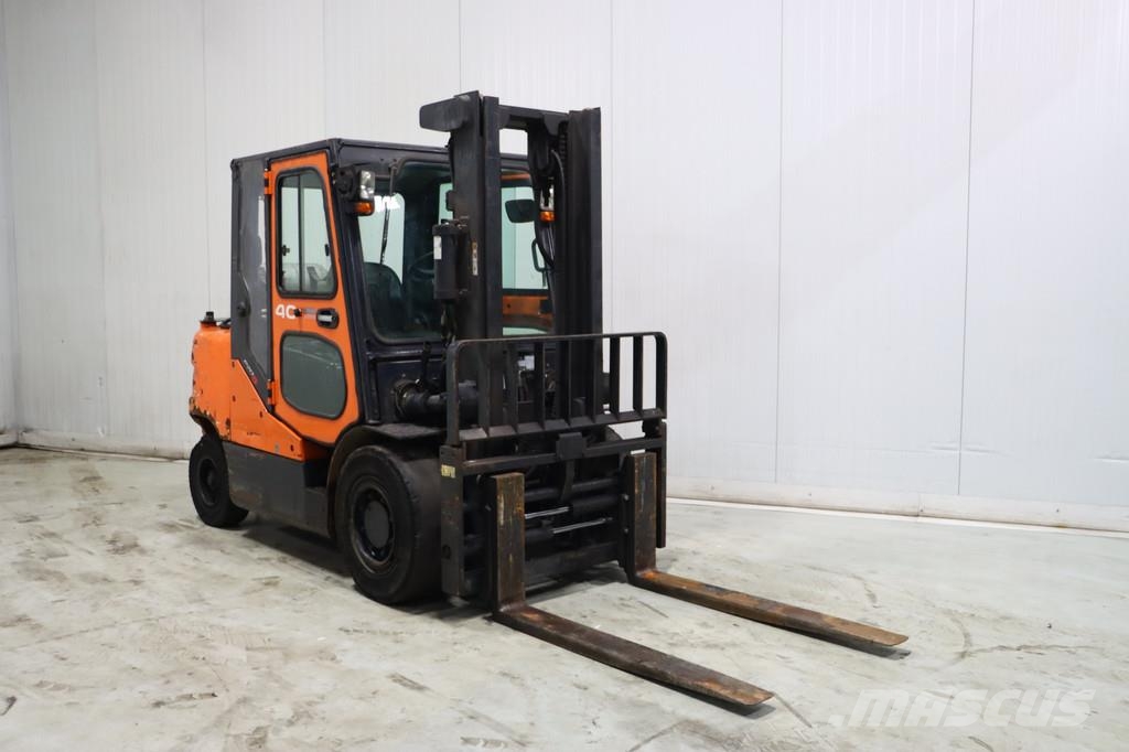 Doosan G40S-5 Gāzes autoiekrāvēji (LPG)