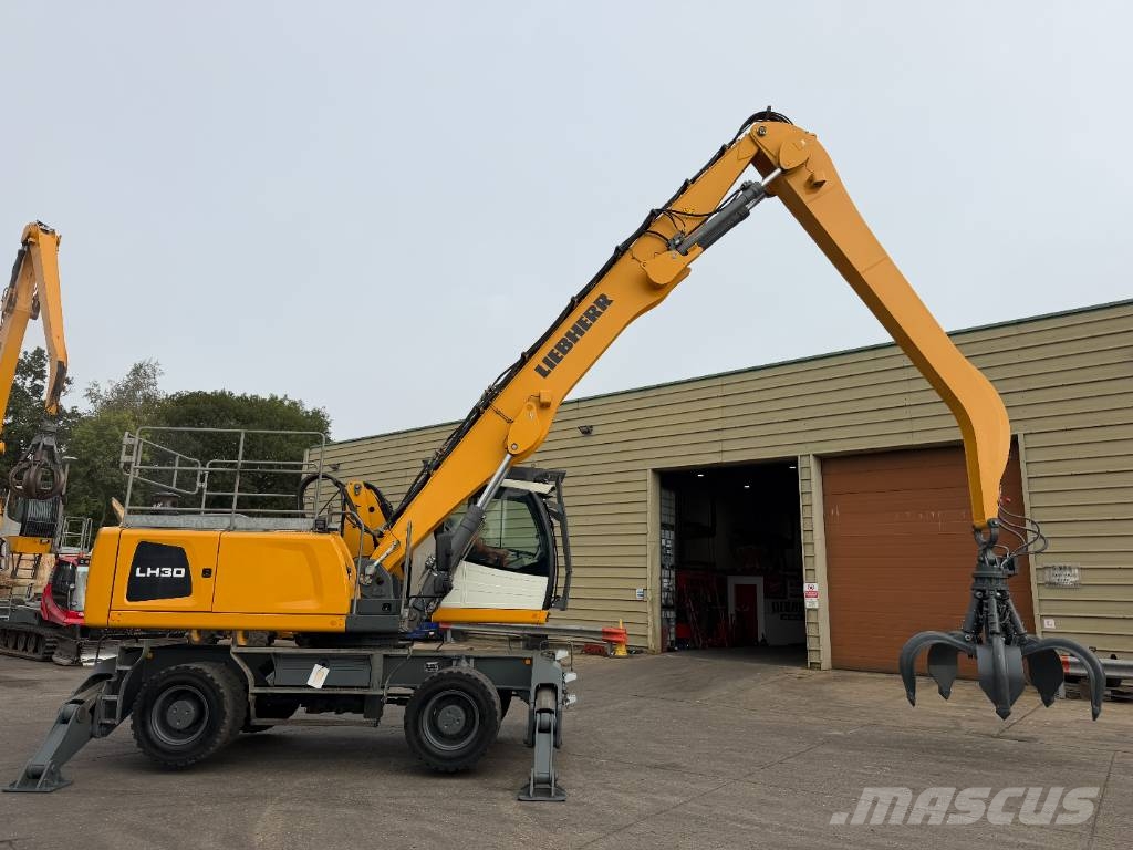 Liebherr LH 30 M Avfalls / industri hantering
