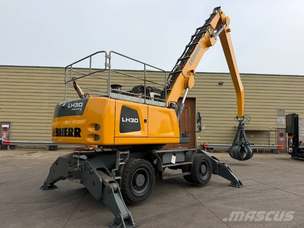 Liebherr LH 30 M Avfalls / industri hantering