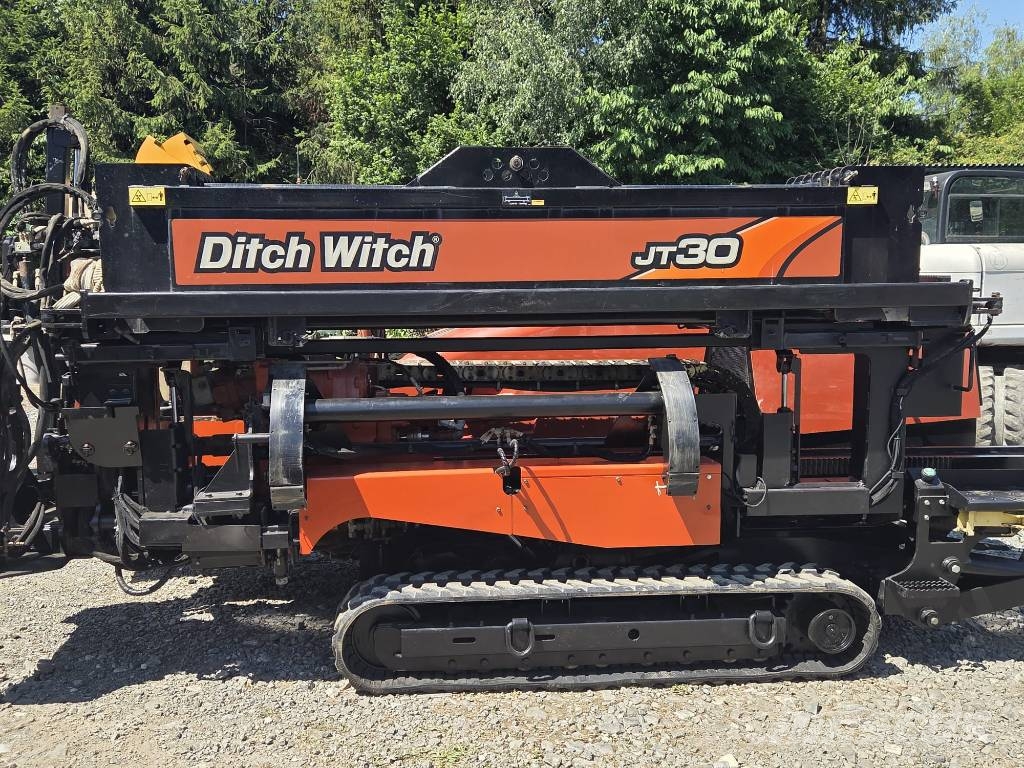 Ditch Witch JT 30 AT Horizontálne vŕtacie zariadenie
