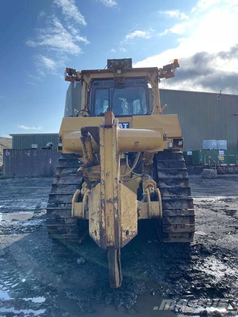 CAT D 9 T (Coming Soon / Full service history) Pásové dozery