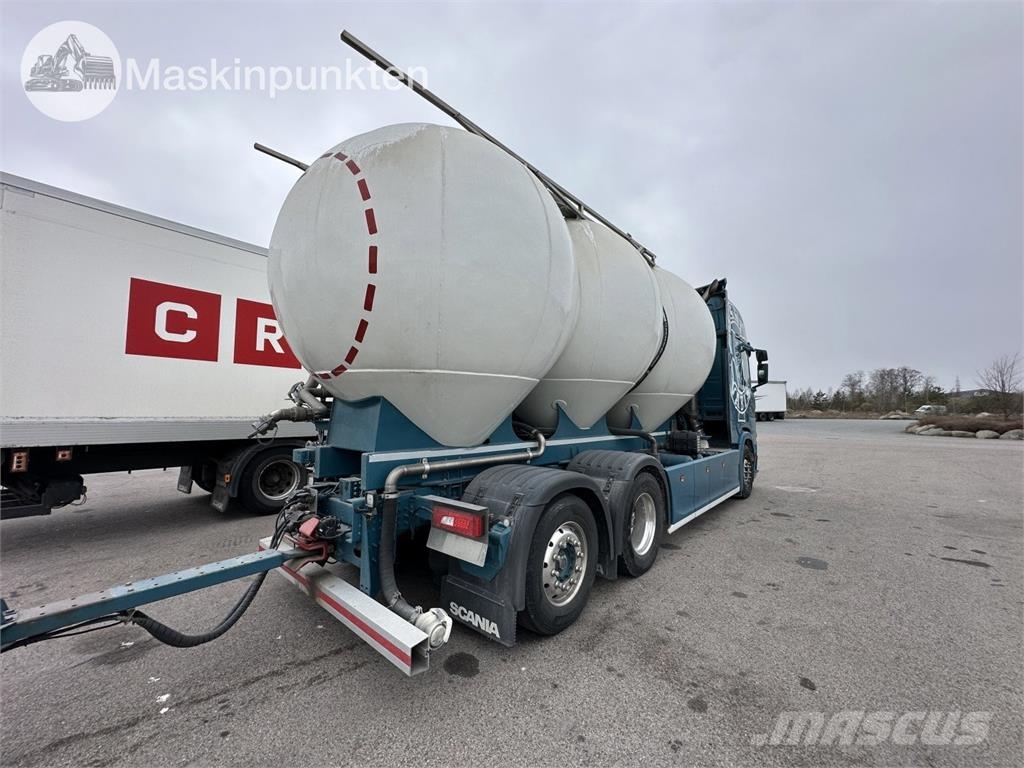 Scania R540B6X2*4NB Betongbiler