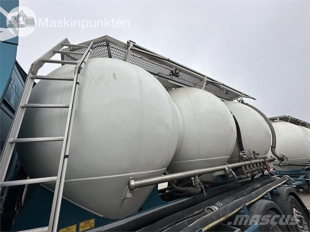 Scania R540B6X2*4NB Betongbiler